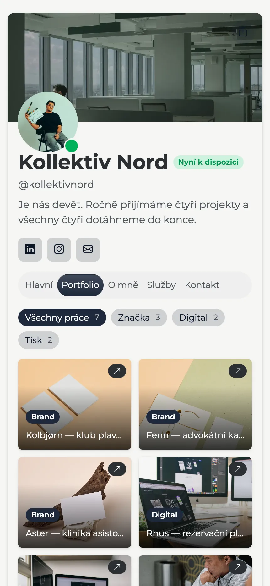 Designové studio — filtrovatelné portfolio s bannerem v záhlaví