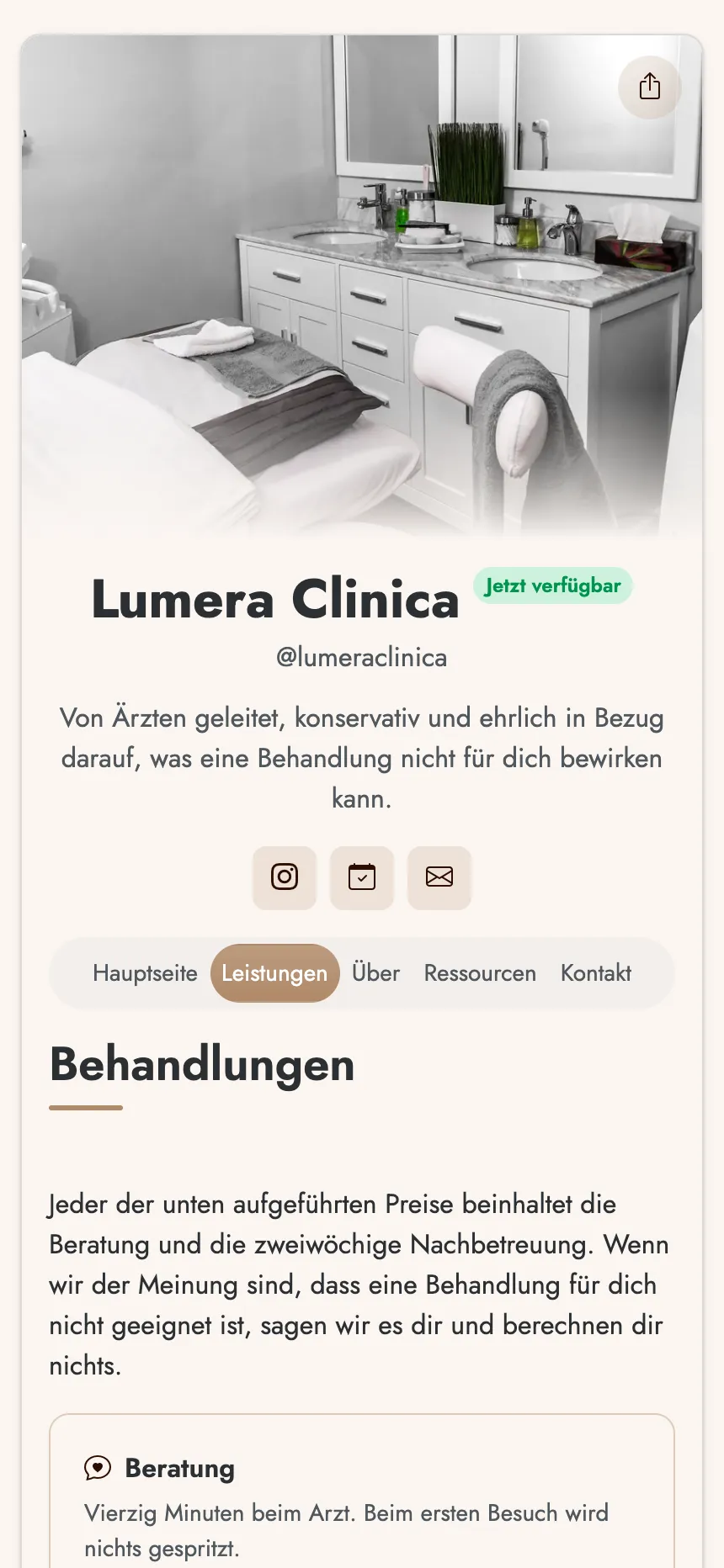 Kosmetikklinik — Behandlungen mit Preisen und Buchungs-Button