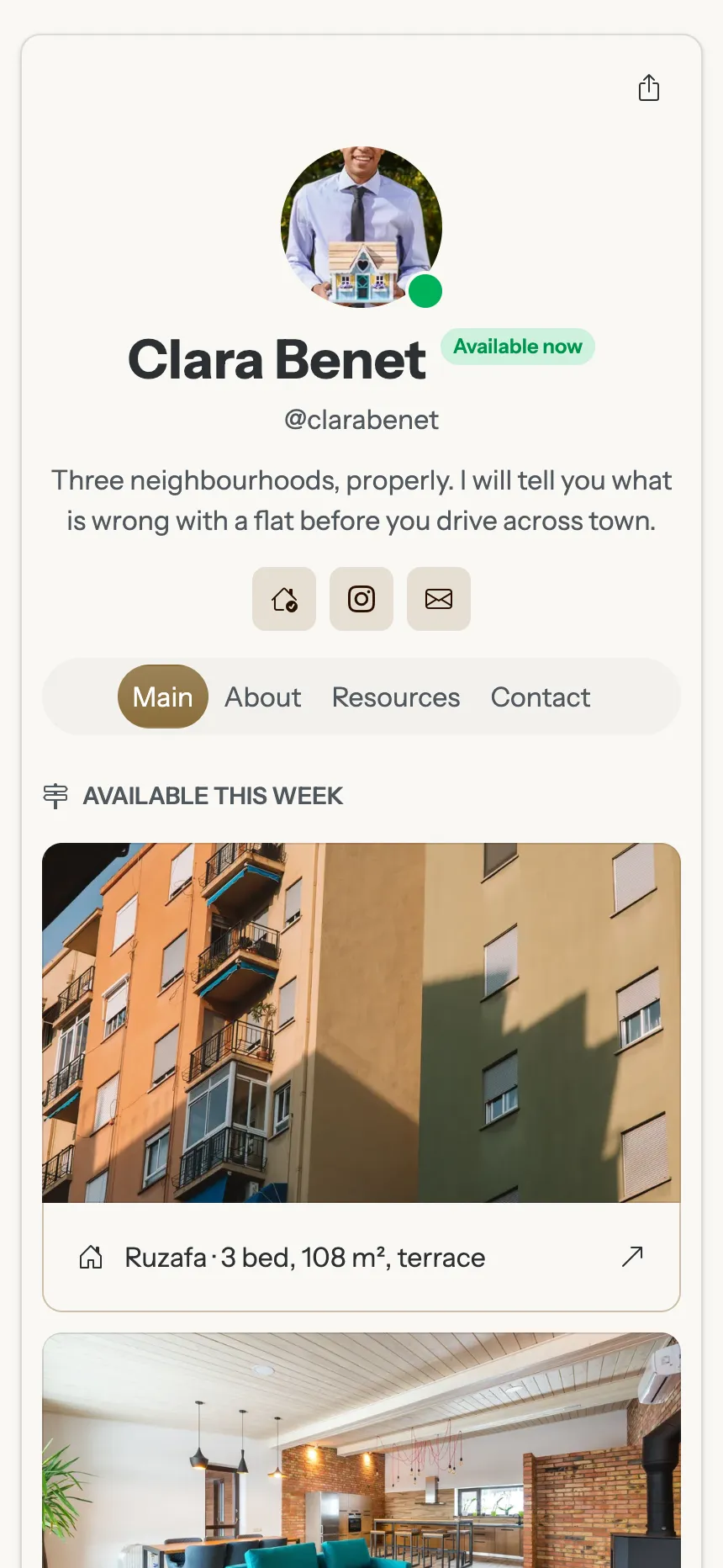 Estate agent — property listings