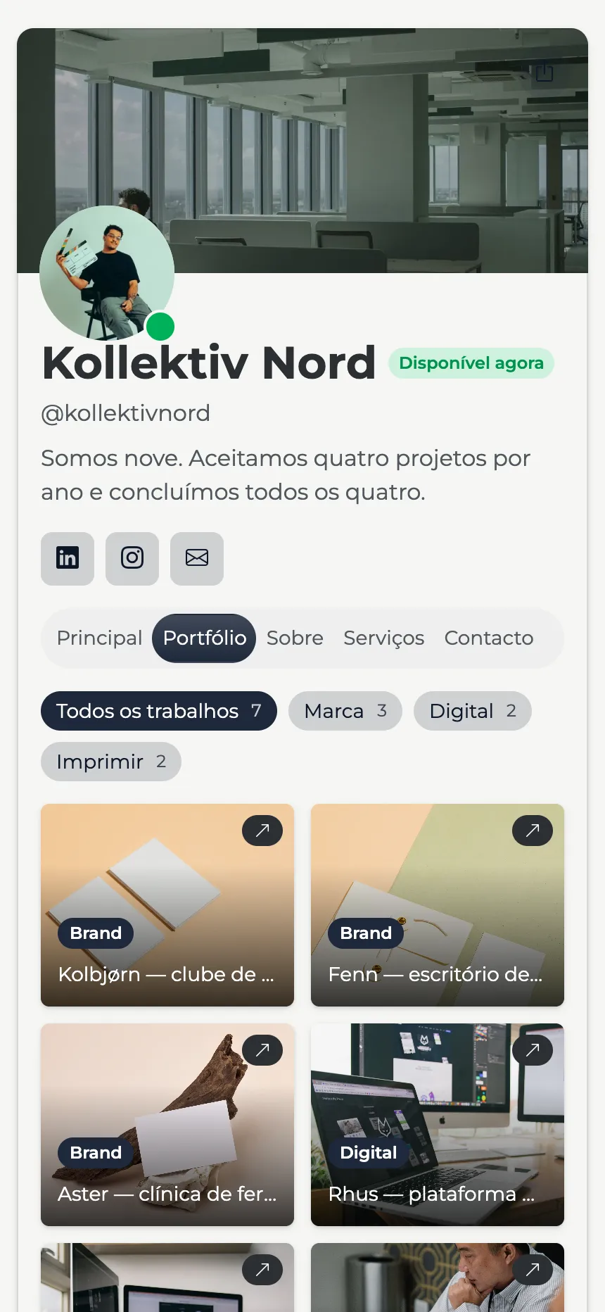 Estúdio de design — um portfólio filtrável, com cabeçalho em banner